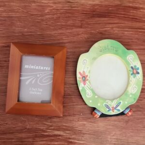 Miniatures Wooden and Floral Picture Frame Set